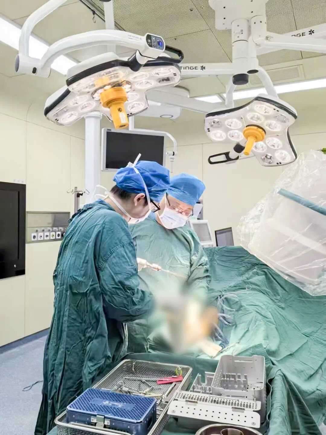 「O 型腿」折磨一年 成功「保膝」