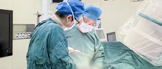 「O 型腿」折磨一年 成功「保膝」