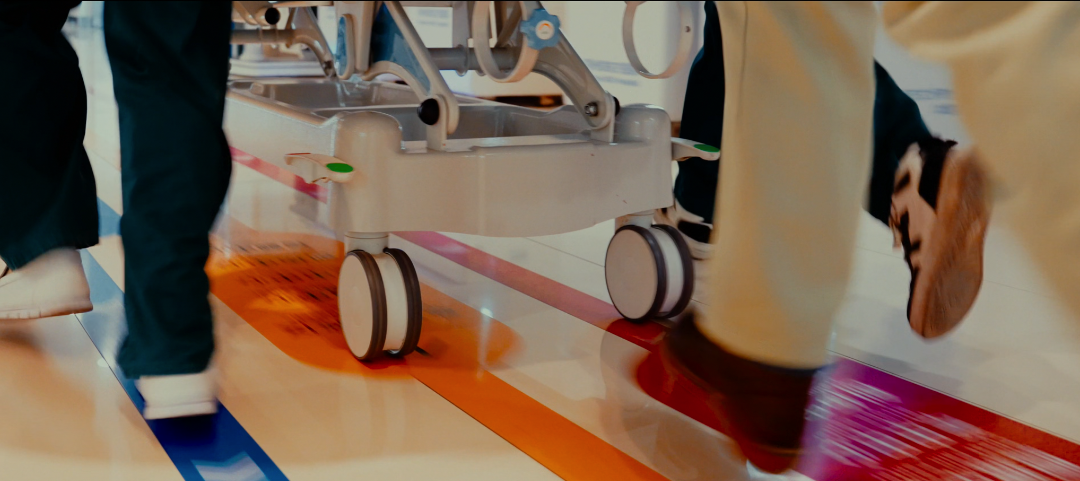 突然倒地！竟是心脏上有个「洞」