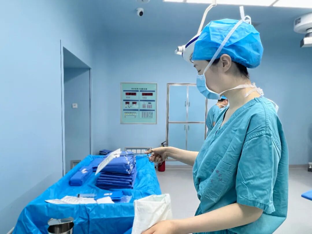 【微光成炬 薪火相传】优质护理先进集体：无影灯下 温情守护—手术麻醉科