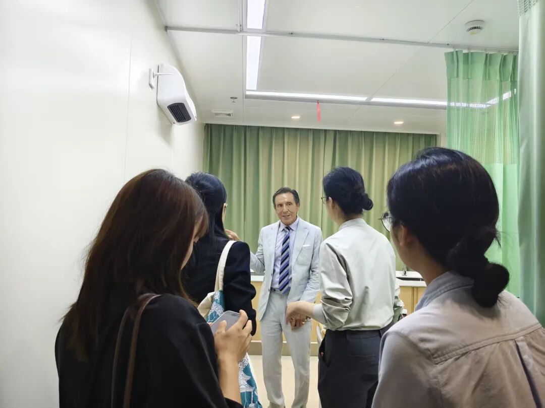 美国阴道镜和宫颈病理学会专家到深圳市妇幼保健院参访交流，共探宫颈癌防治新策略