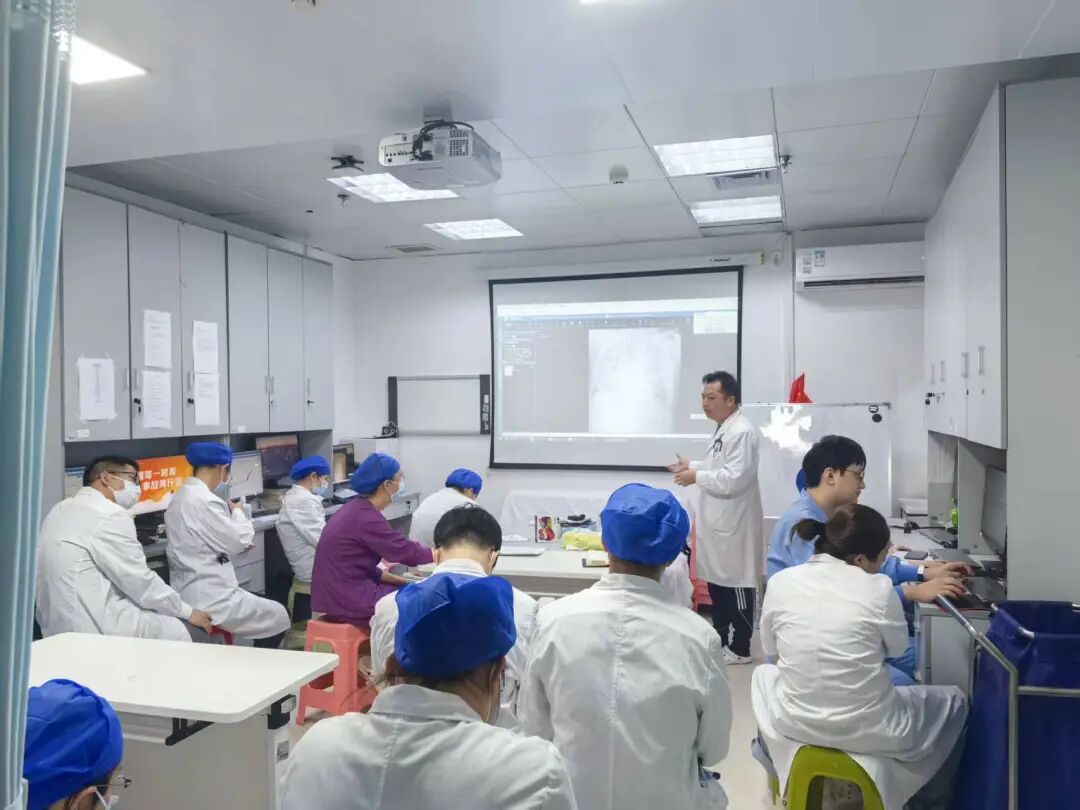 高空坠落致重伤,47 天 4 次高难度手术接力!广西医科大一附院多学科联动成功抢救危重患者
