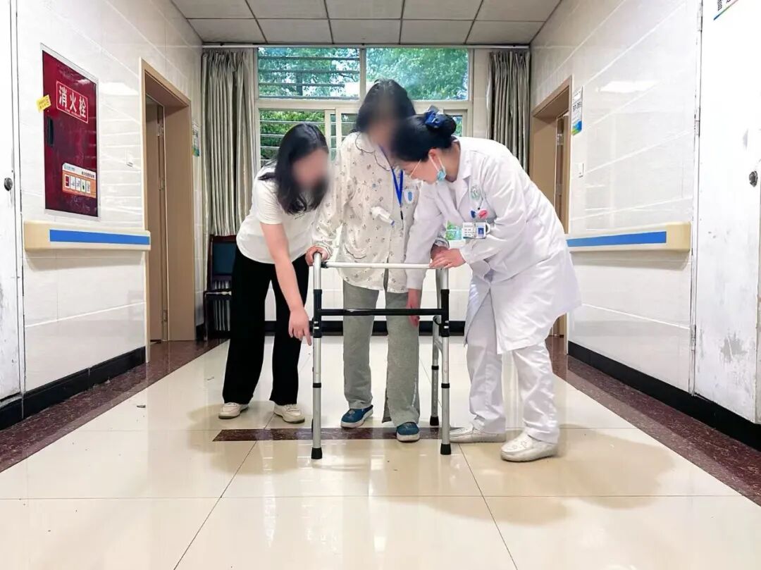 【人医榜样】以仁心护康复 以温情暖病患——记合江县人民医院医共体优秀护理团队·骨科(关节与运动医学科)护理团队