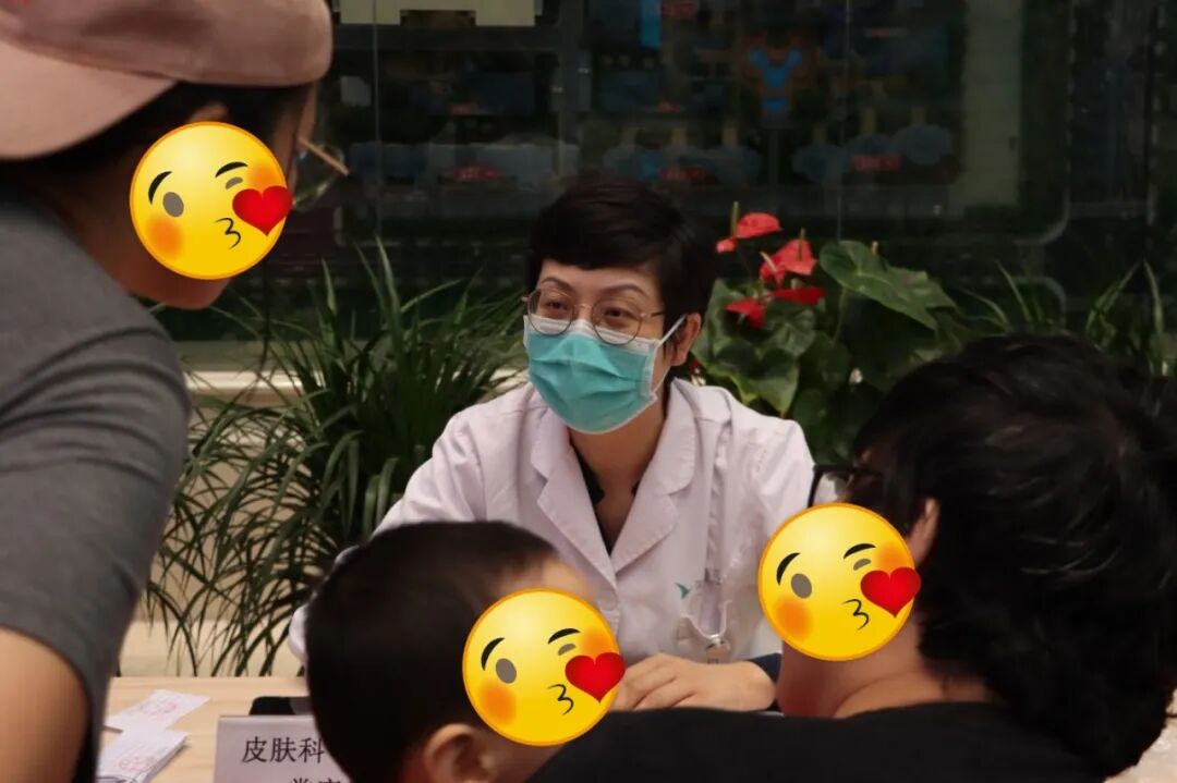 第二十届全国护肤日|燕达医院皮肤科开展「科学护肤 乐享健康」公益义诊