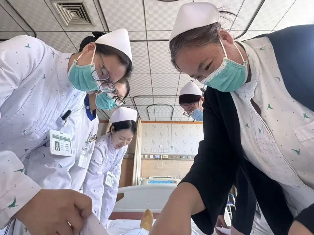 【燕医故事】燕达医院妇产科护士长曹丽亚:天使暖护抚病痛 人文关怀暖人心