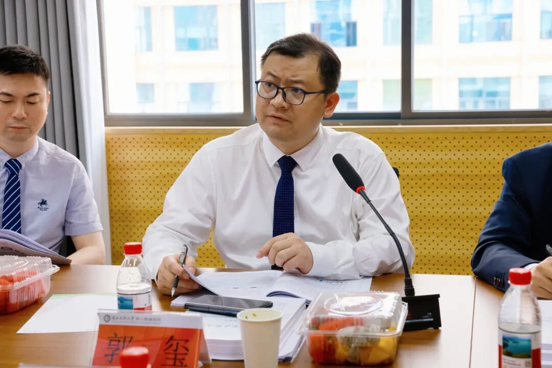 高层次人才培养新突破!我院首届临床医学专业型博士学位论文答辩会圆满举行
