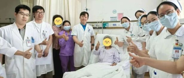 90 岁高龄患者合并 20 余种疾病，胃肠外一科成功实施肠癌根治术
