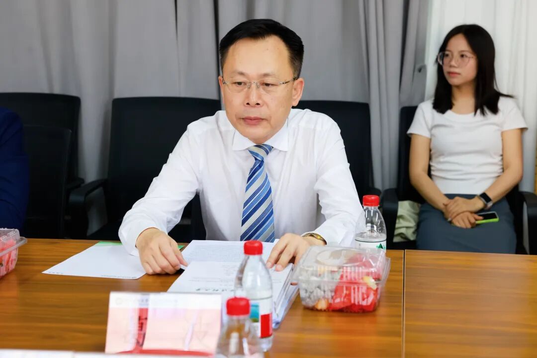 高层次人才培养新突破!我院首届临床医学专业型博士学位论文答辩会圆满举行