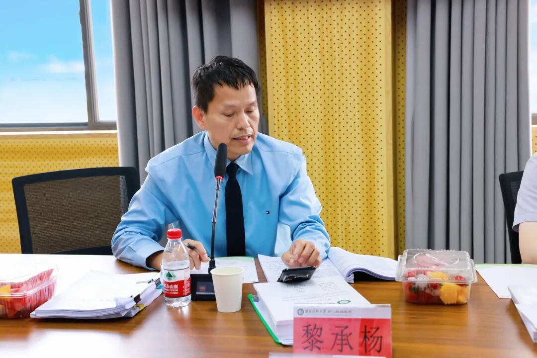 高层次人才培养新突破!我院首届临床医学专业型博士学位论文答辩会圆满举行