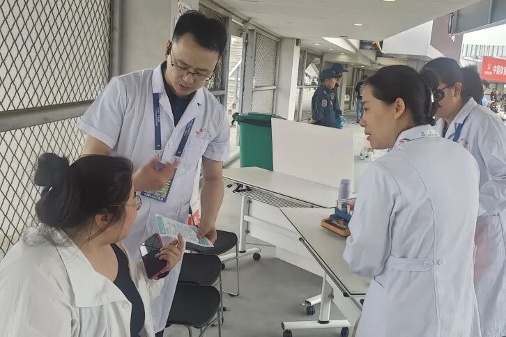 不管输赢,气势稳赢!淮安市一院圆满完成 2026 苏超淮安 VS 盐城赛事医疗保障