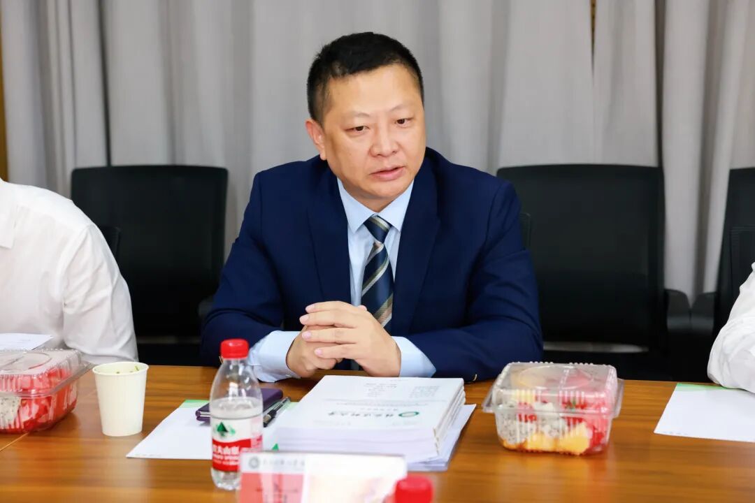 高层次人才培养新突破!我院首届临床医学专业型博士学位论文答辩会圆满举行