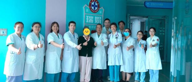 极高危 MDS 患者 76 岁高龄挑战「生命禁区」，重启人生