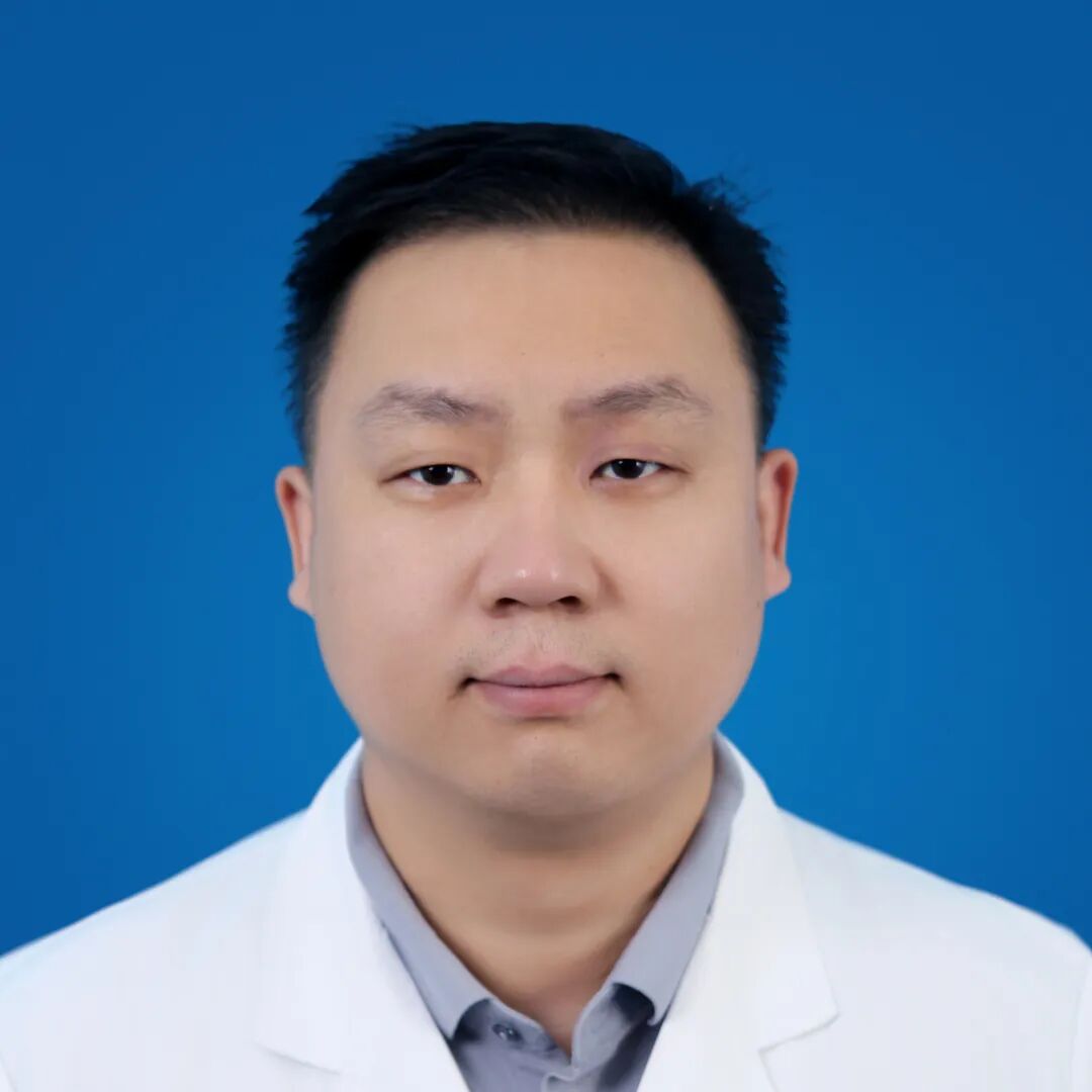 微创新高度！机器人辅助精准手术，让复杂脑病治疗更「聪明」