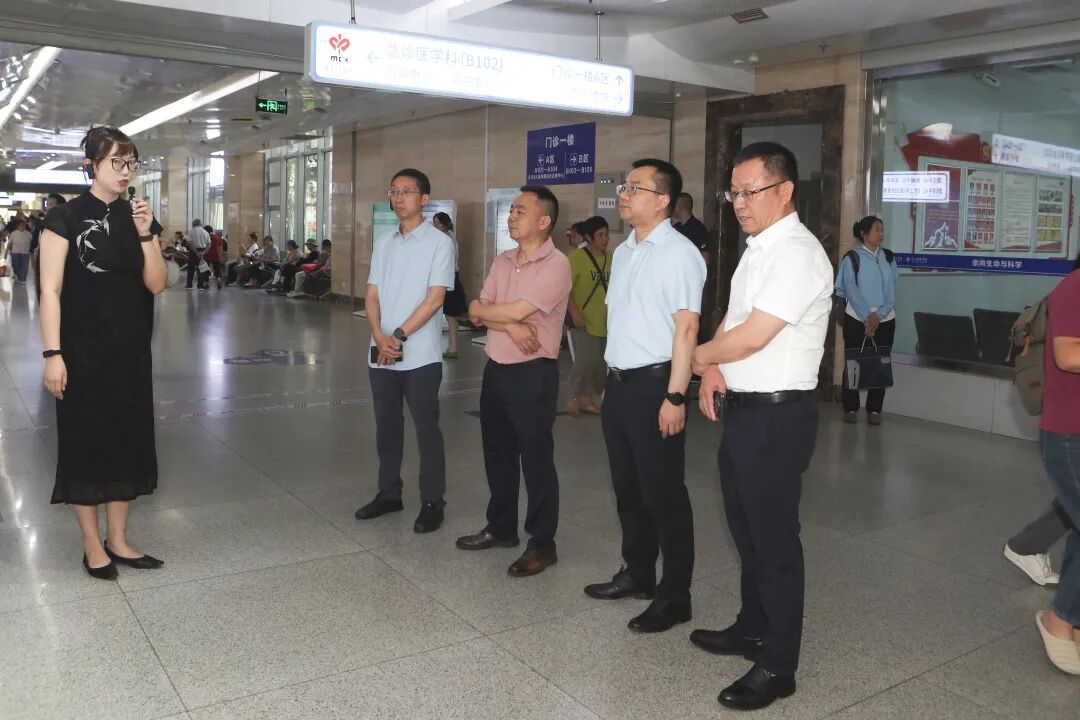 邵东市人民医院党委书记赵勇刚一行来院考察交流