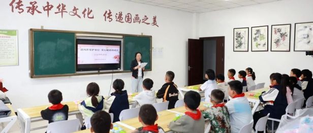 清风伴夏护童行 爱心赋能助成长——淮安市第一人民医院开展留守儿童结对关爱公益帮扶活动