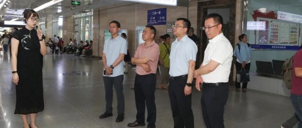 邵东市人民医院党委书记赵勇刚一行来院考察交流