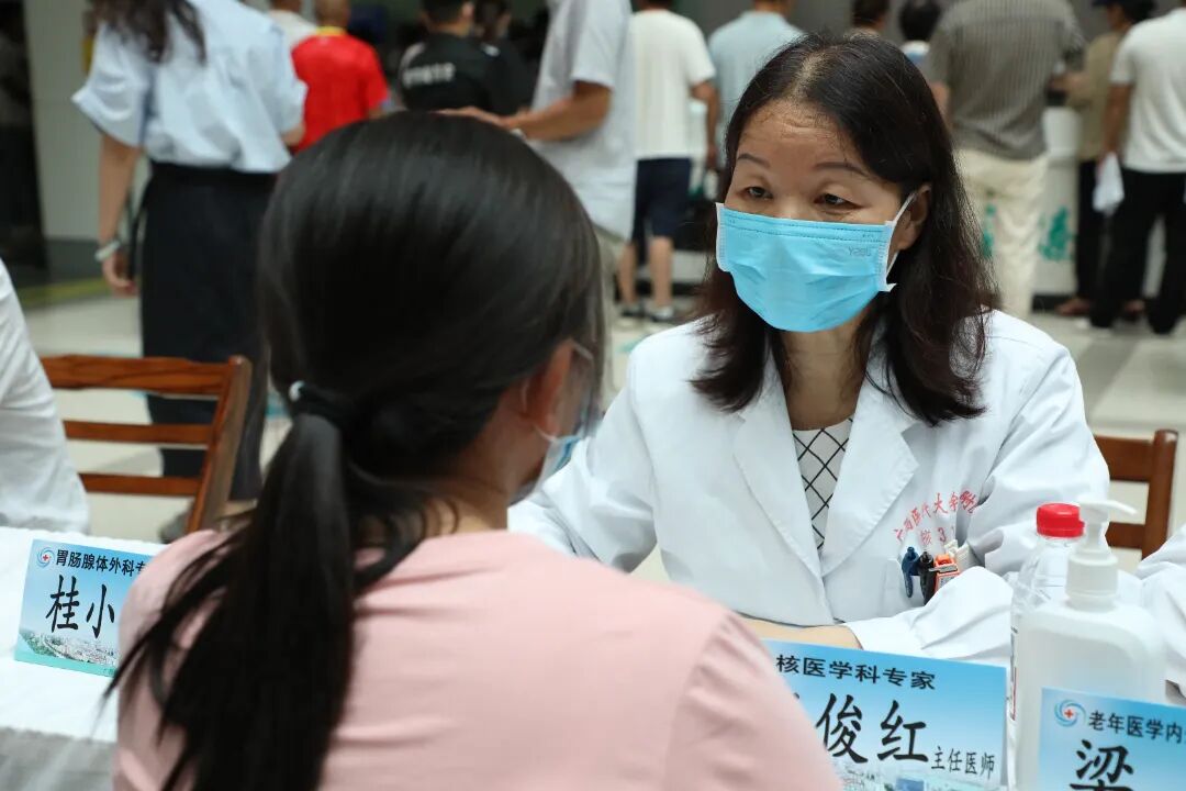 守护甲状腺,提高生命力 | 广西医科大一附院开展第 18 届「国际甲状腺知识宣传周」义诊