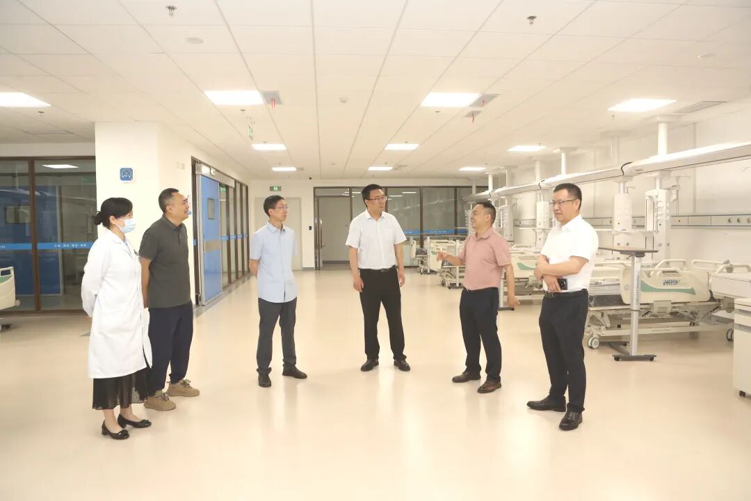 邵东市人民医院党委书记赵勇刚一行来院考察交流
