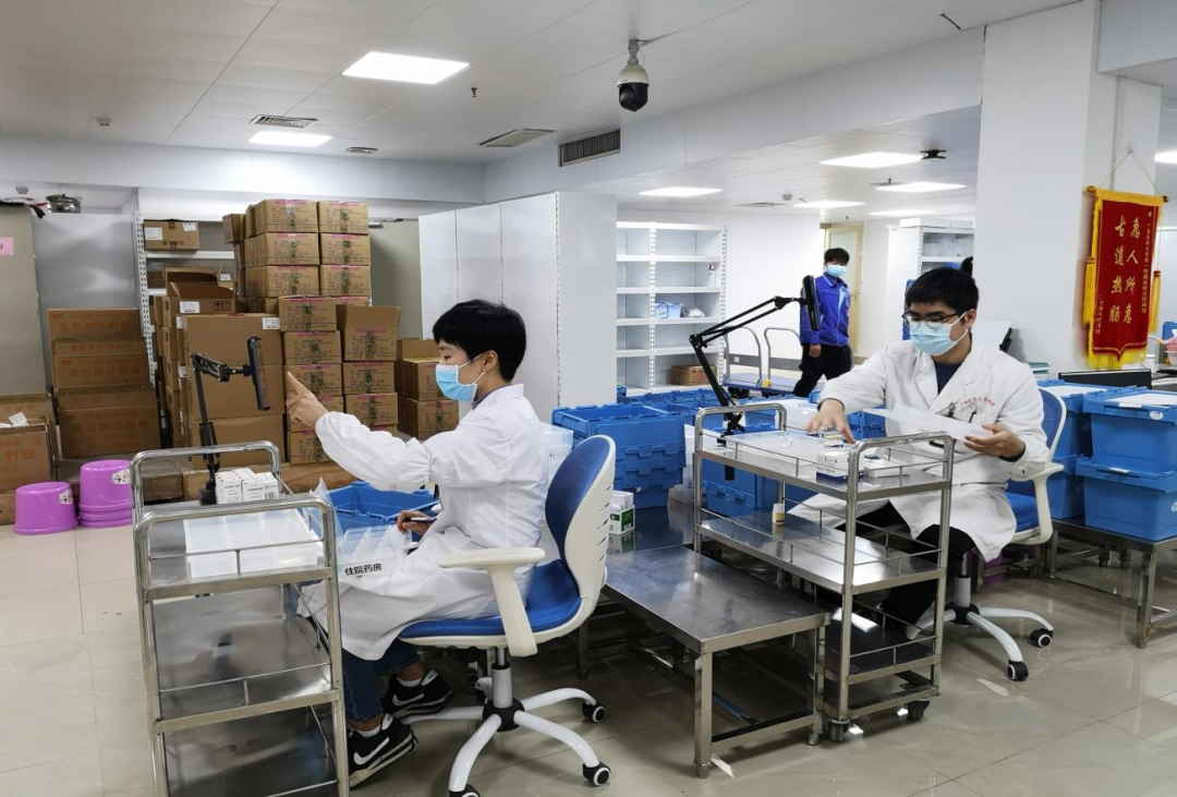 喜讯:广西医科大一附院药学部获国家发明专利授权,药学信息化创新实现突破