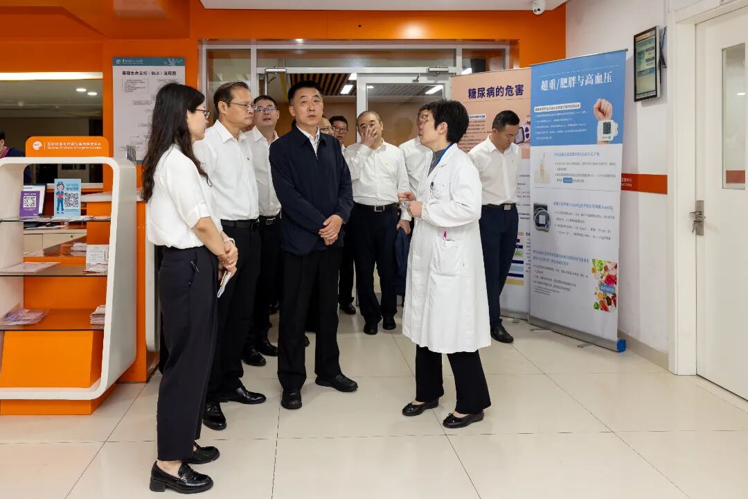 中国中车集团与南医大三附院(常州二院)举行合作签约暨健康服务基地揭牌仪式
