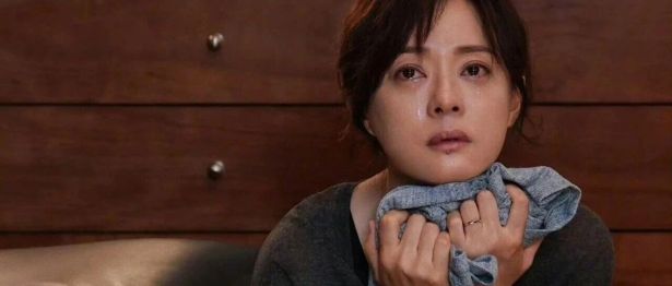 孙俪突然眼睛血管破裂，「当时最最最最最最生气着急」，医生紧急提醒：出现这种症状千万别拖......