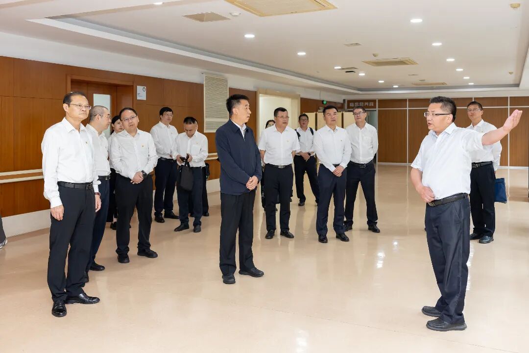 中国中车集团与南医大三附院(常州二院)举行合作签约暨健康服务基地揭牌仪式
