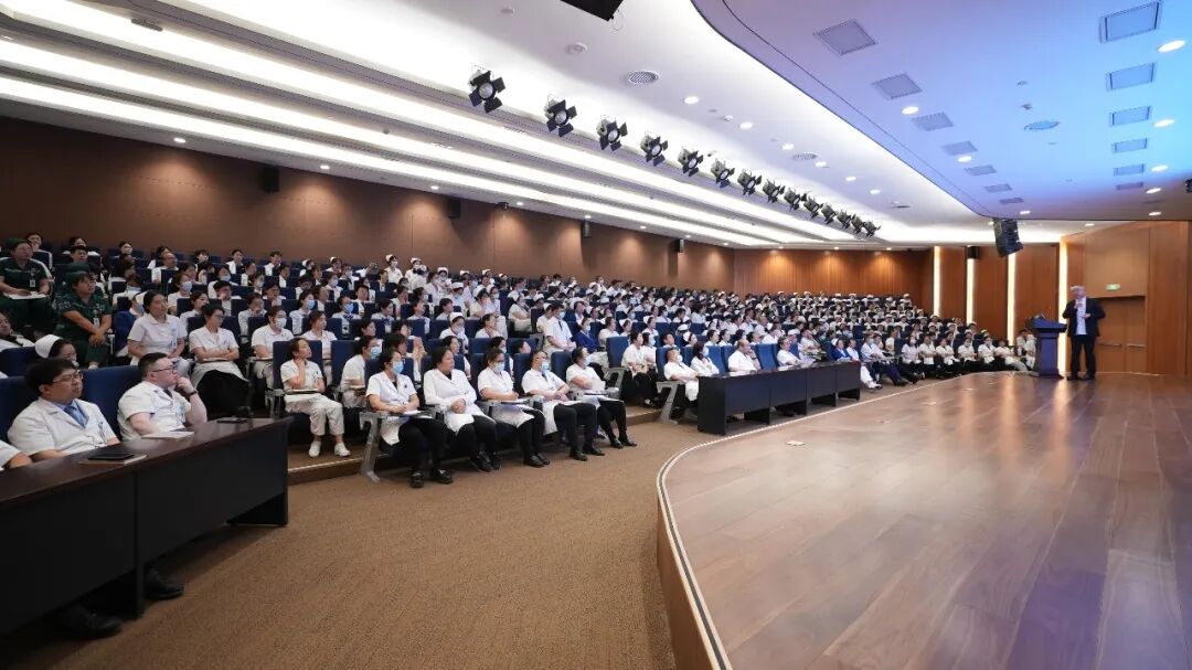 初心守杏林 薪火担使命 —— 杨跃院长专题培训赋能全院医者成长