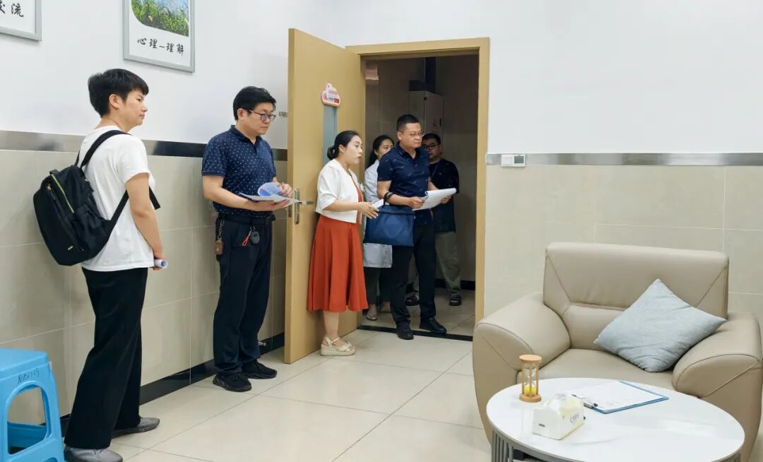 【人医动态】省政府督查室调研组莅临我院调研青少年心理健康工作