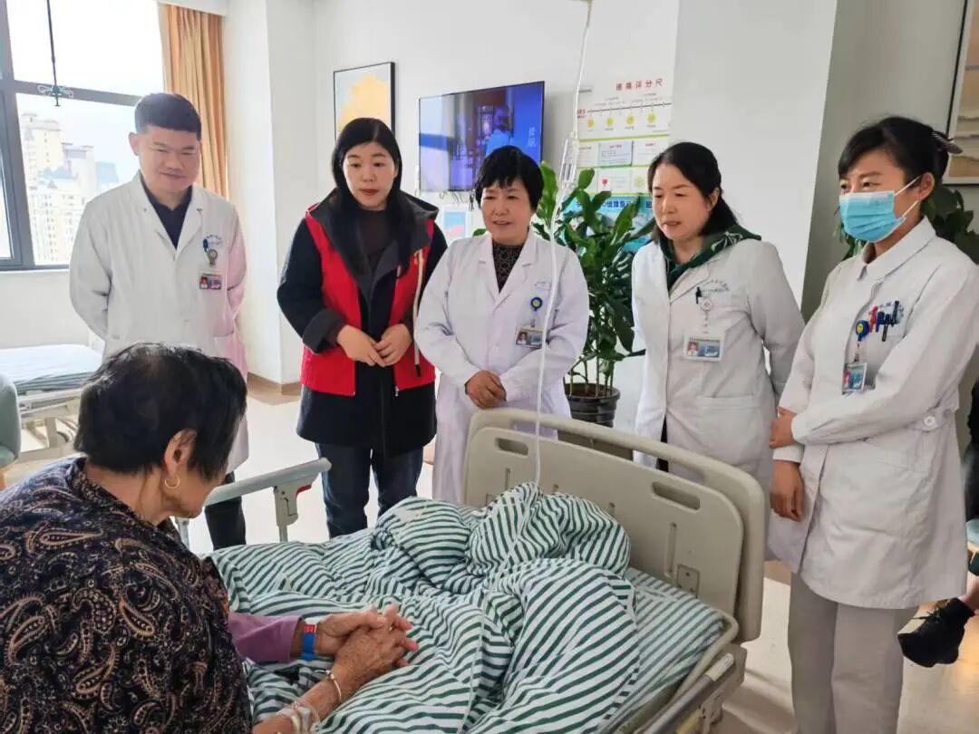 喜报 | 我院肿瘤科获评 「江苏省安宁疗护特色科室」