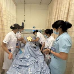 【匠心守护·平凡之光⑩】「管」到底的杨露宁：静脉通路+全程护理+安宁疗护，肿瘤患者的三重守护