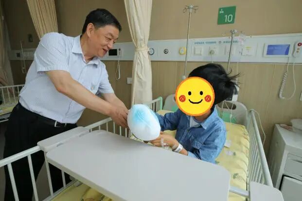 西安交大一附院举行建院 70 周年倒计时百天启动仪式