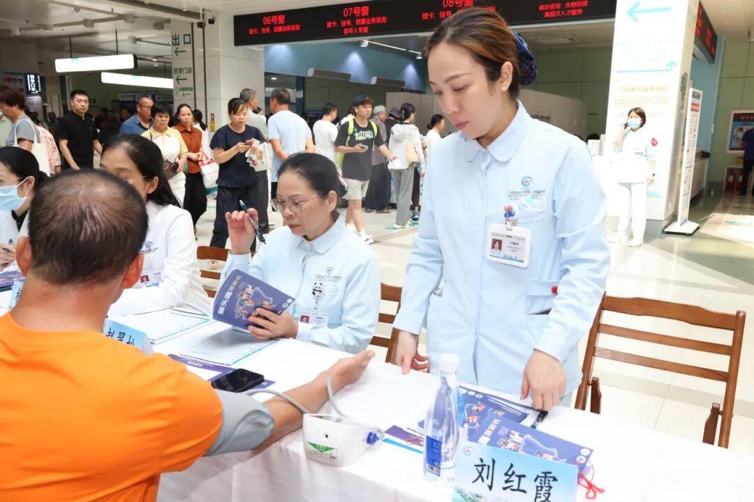 管好头痛 自在掌控 | 广西医科大一附院开展偏头痛关爱月义诊活动