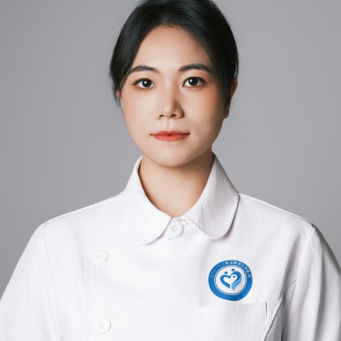 【匠心守护·平凡之光⑩】「管」到底的杨露宁：静脉通路+全程护理+安宁疗护，肿瘤患者的三重守护
