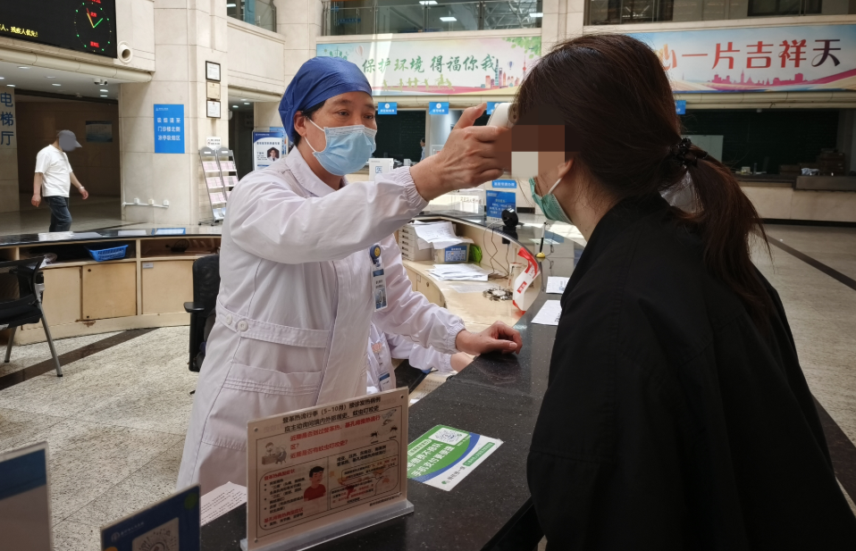 以练筑防，防患未然——泰州市人民医院开展基孔肯雅热疫情应急演练