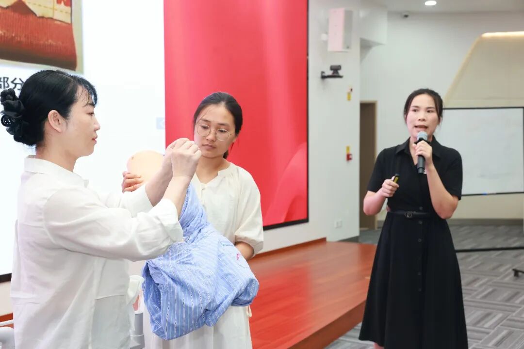 新教法 新风采|广西医科大一附院第十九届青年护理教师教学基本功比赛顺利举行