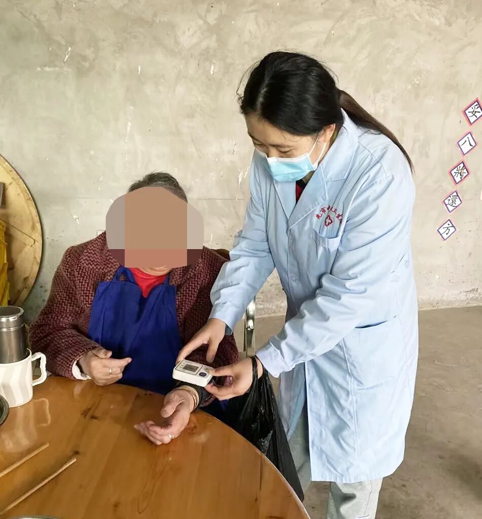 【人医榜样】白衣绽乡野 仁心护桑梓——记合江县人民医院医共体优秀护理团队先市分院护理团队