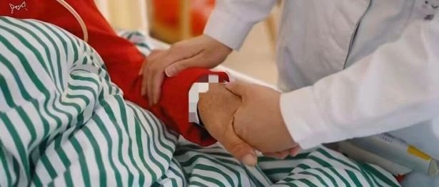 喜报 | 我院肿瘤科获评 「江苏省安宁疗护特色科室」