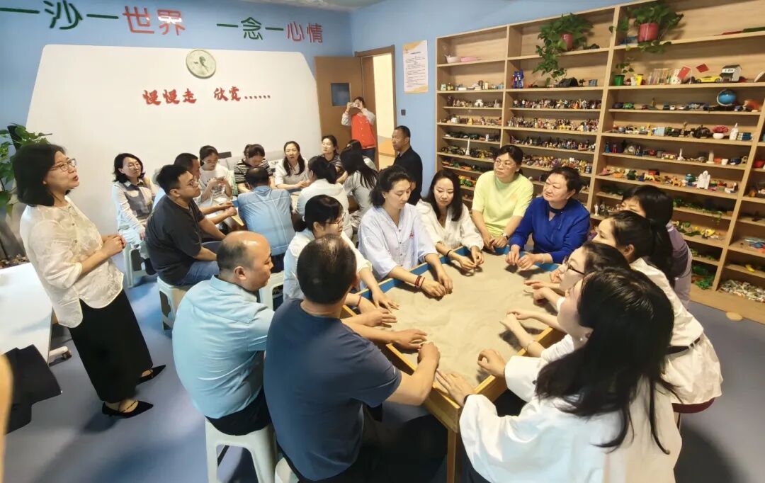 undefined 遇见自己 拥抱幸福——我院联合市总工会开展职工心理关爱活动