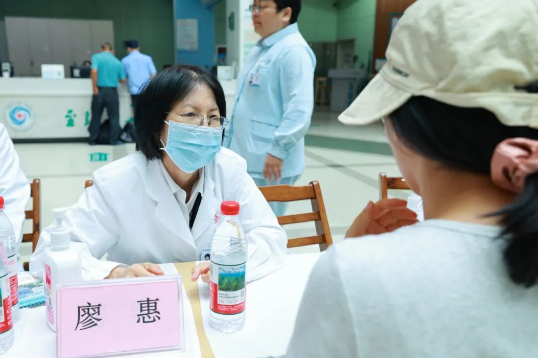 启新程 惠民生 丨广西医科大学第一附属医院举行康复科普义诊活动