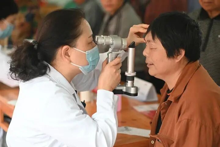 8 年坚守|21 个乡镇街道，每年 5000 余人参加！这场遍及东阳义乌的大型义诊，超 4 万人受益……