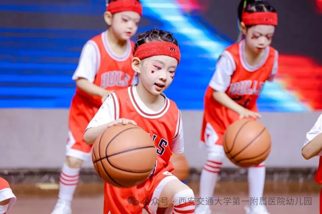 七秩阳光 童梦飞扬丨交大一附院幼儿园七十周年园庆文艺汇演精彩呈现