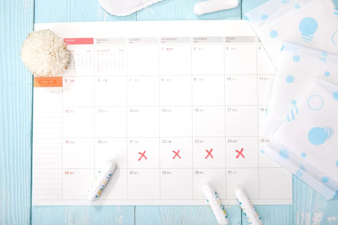 面相变了,皮肤粗了,好好的娃得了这种病,家长后悔不已