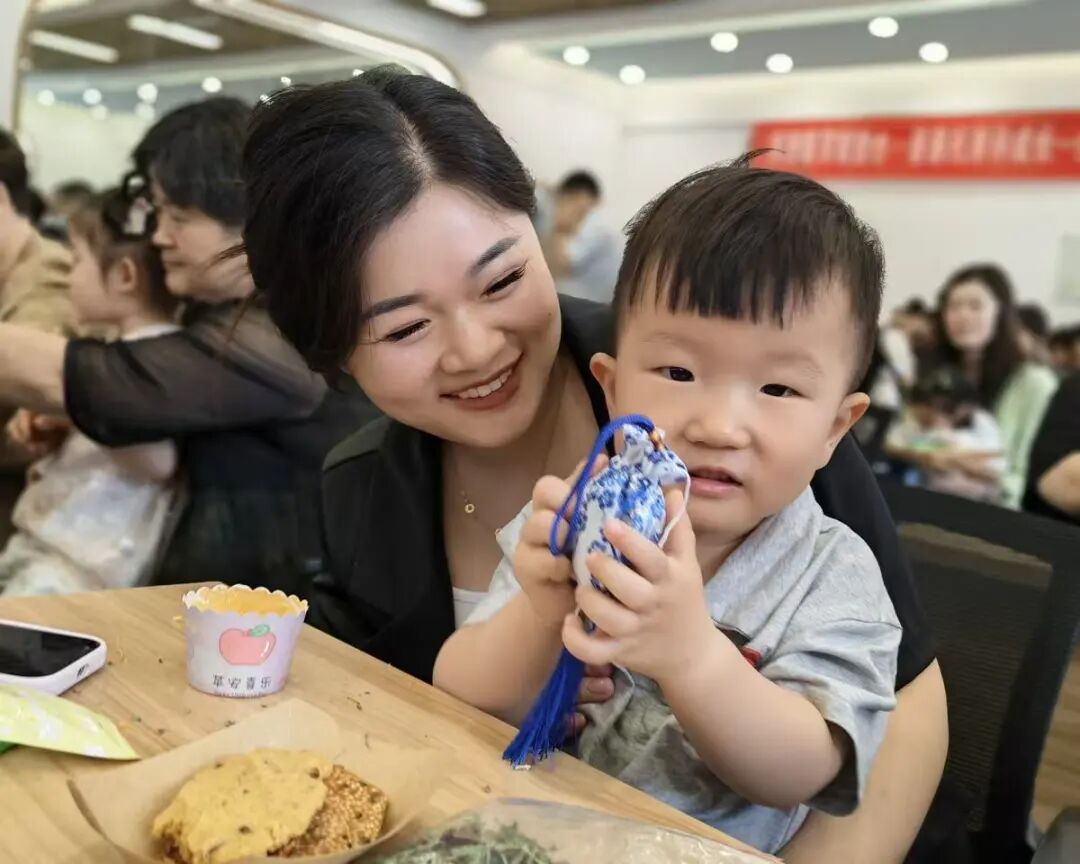 〖两载医育暖童心·普惠托育伴成长〗阜阳市妇女儿童医院托育中心开园两周年！