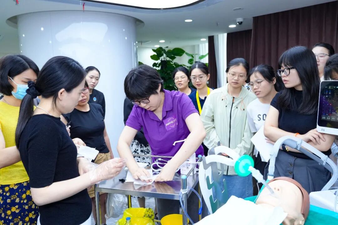 引领示范 教学相长|广西医科大一附院协办的中华护理学会麻醉护理专业能力提升研讨会(第二期)在南宁顺利举办