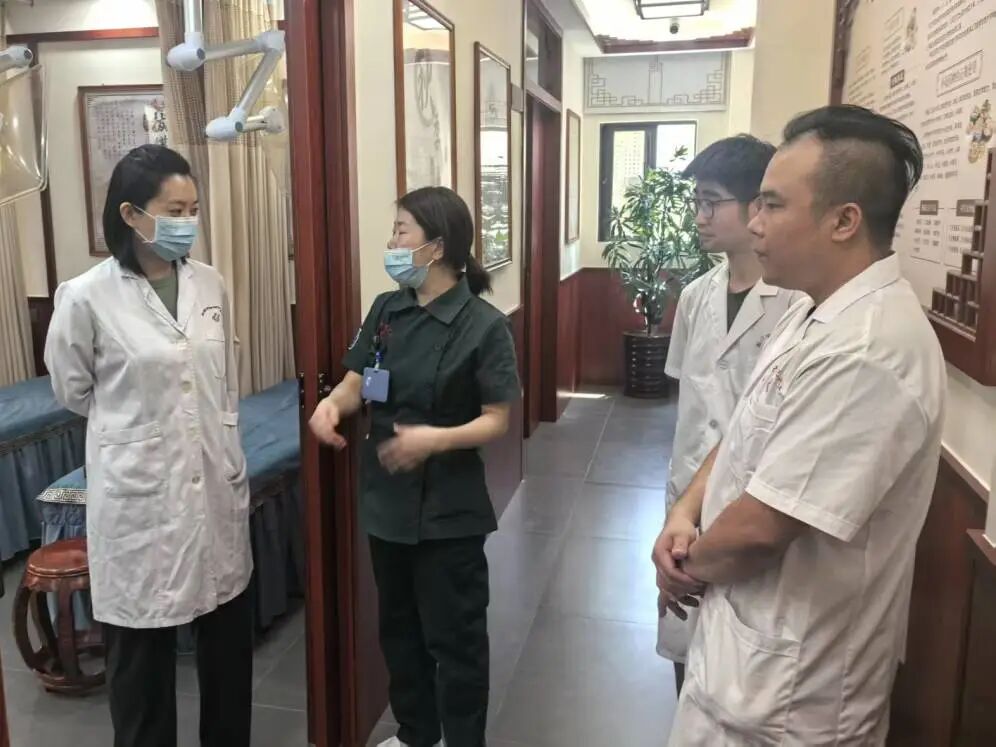 深圳市妇幼保健院医防融合妇产科学项目组赴深汕合作区开展基层带教与宣教义诊