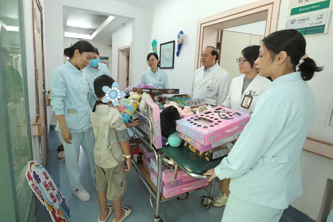 六一特辑|医心护童，快乐成长！广西医科大一附院各科室病区给小朋友们送祝福啦！