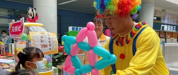 医院里开了个游乐场？！6·1 儿童关爱月，主打一个「快乐治愈」
