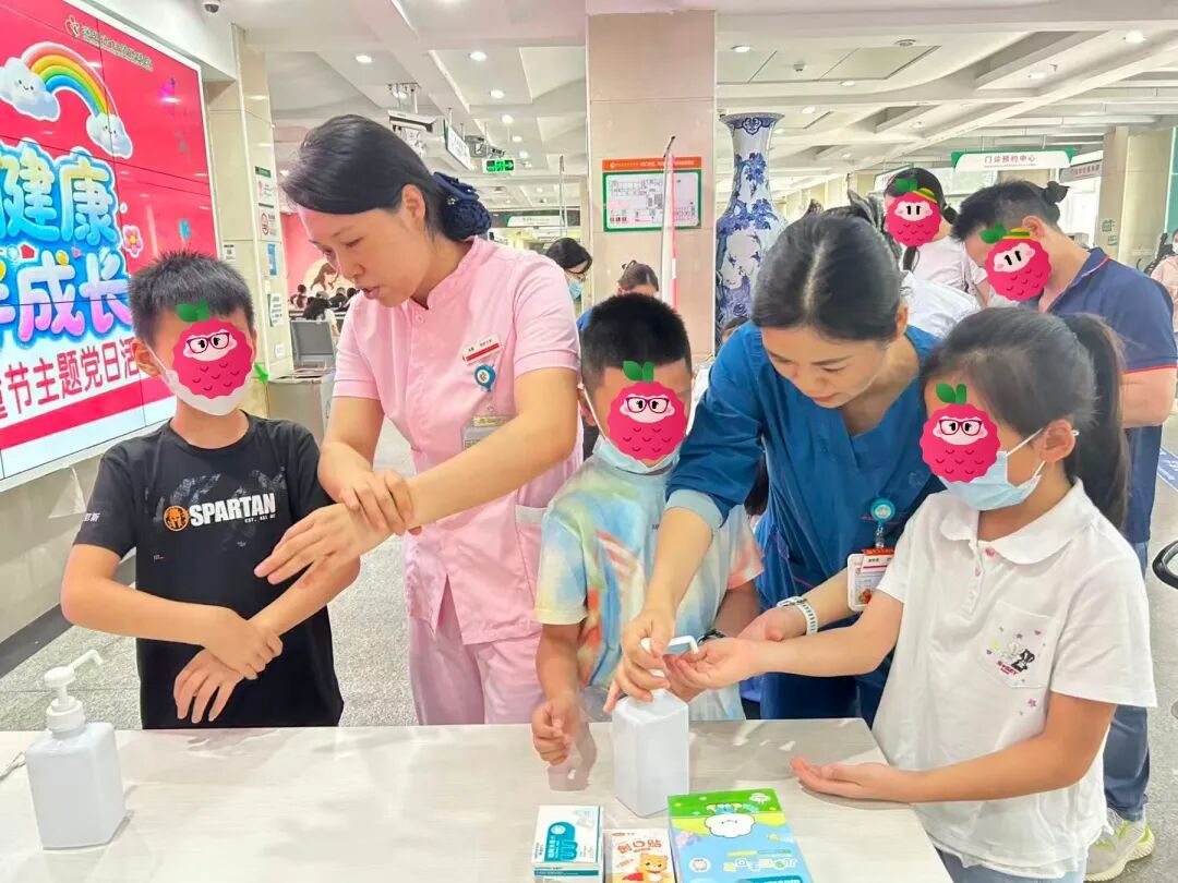 「童心护健康,快乐伴成长」急诊科六一主题活动
