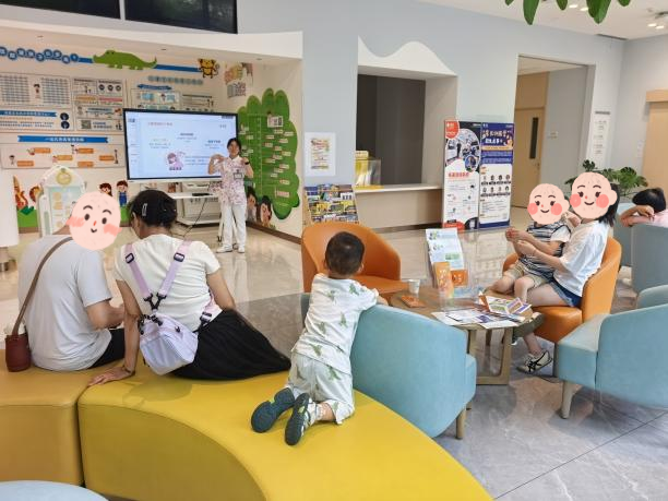 书香伴童心 健康护成长——四川泰康医院六一儿童节主题活动
