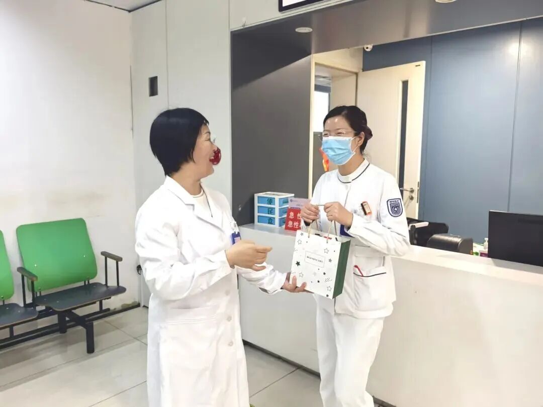 逐梦新未来,情暖医家心 | 这份专属「加油包」,请查收!
